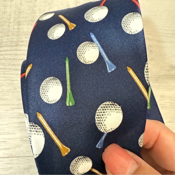 Parquet Golf Themed Necktie - Picture 8 of 12